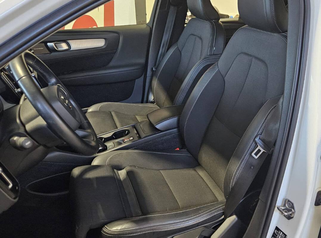 Volvo XC40 2.0 t4 Momentum awd geartronic my20