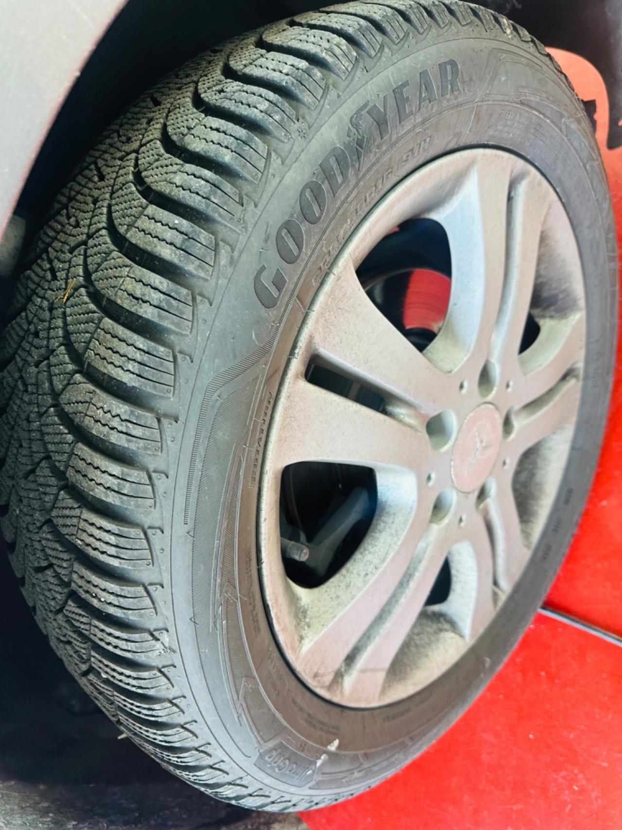 Mercedes-benz B 180 BlueEFFICIENCY Premium