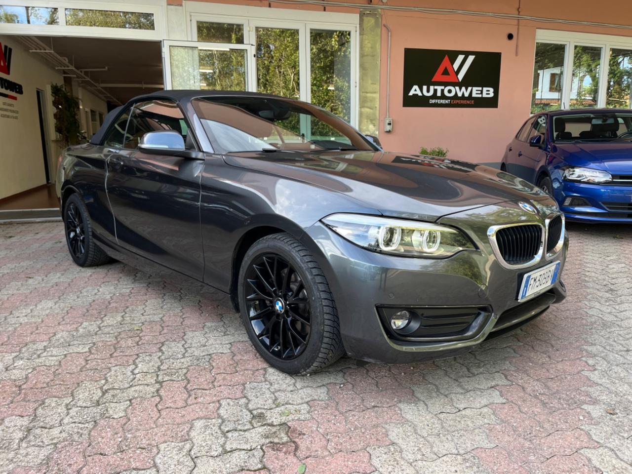 Bmw 220 220i Cabrio Luxury aut.