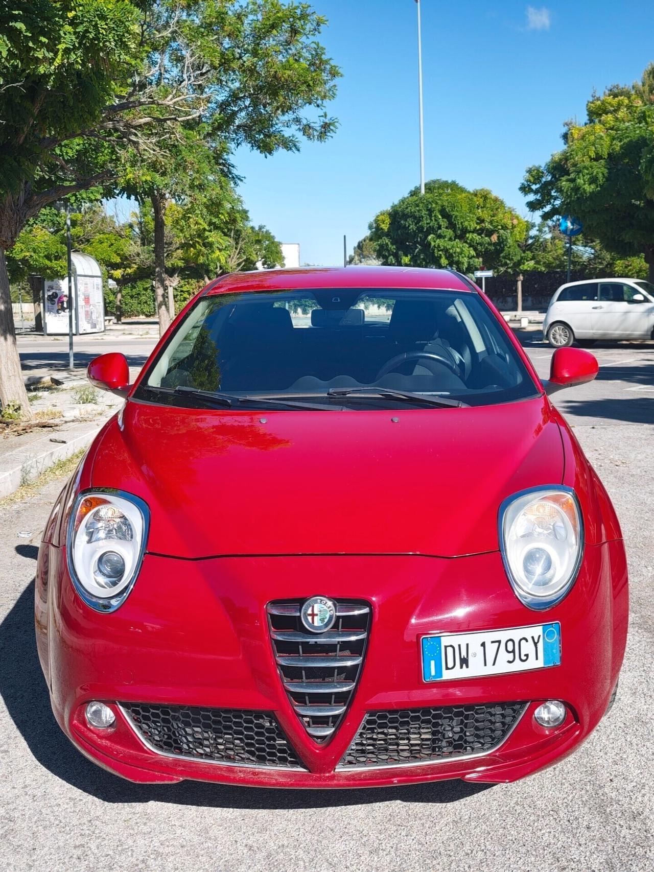 Alfa Romeo MiTo 1.6 JTDm 16V Distinctive Sport Pack