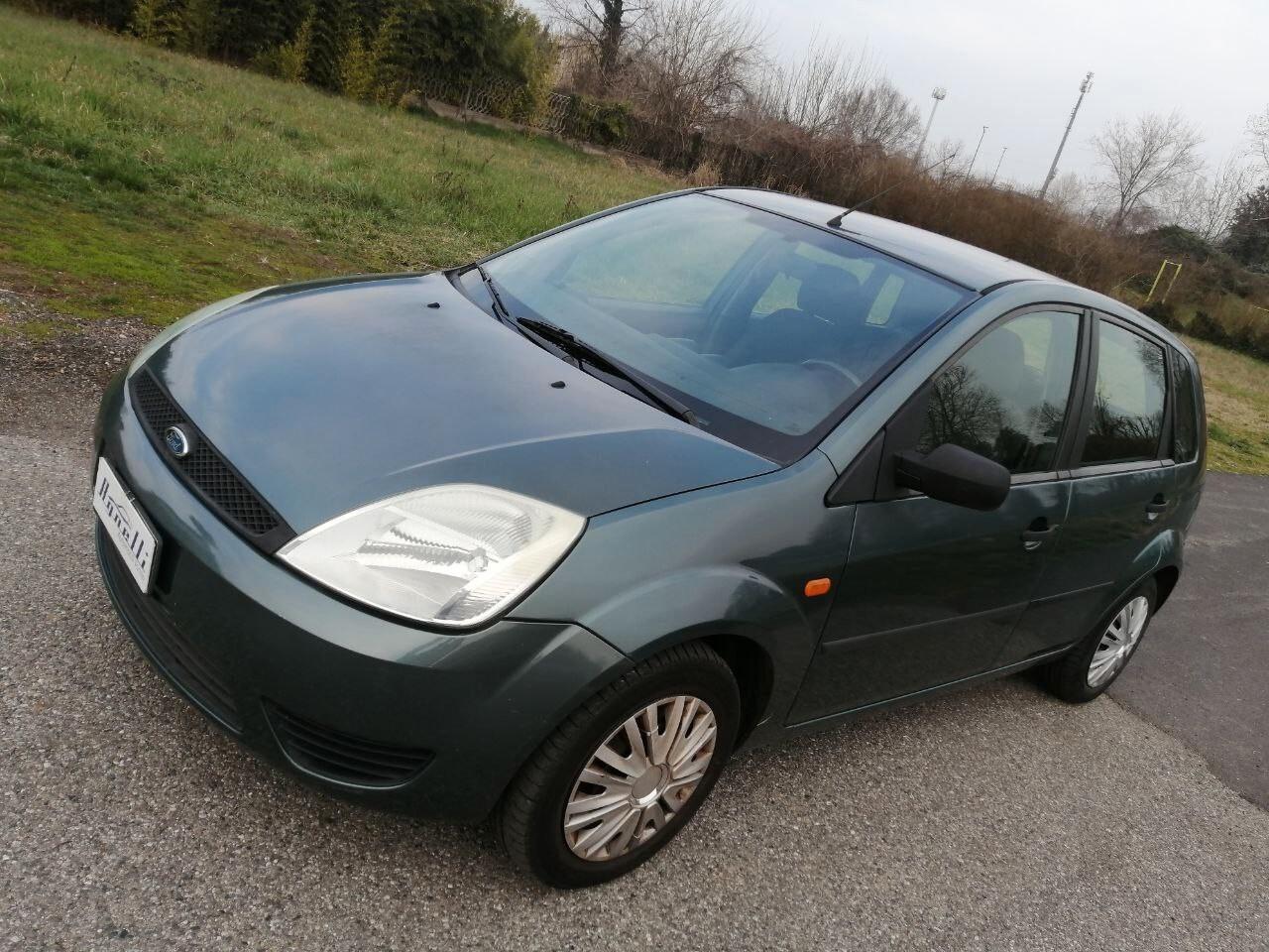 Ford Fiesta 1.4 16V 5p. Ghia