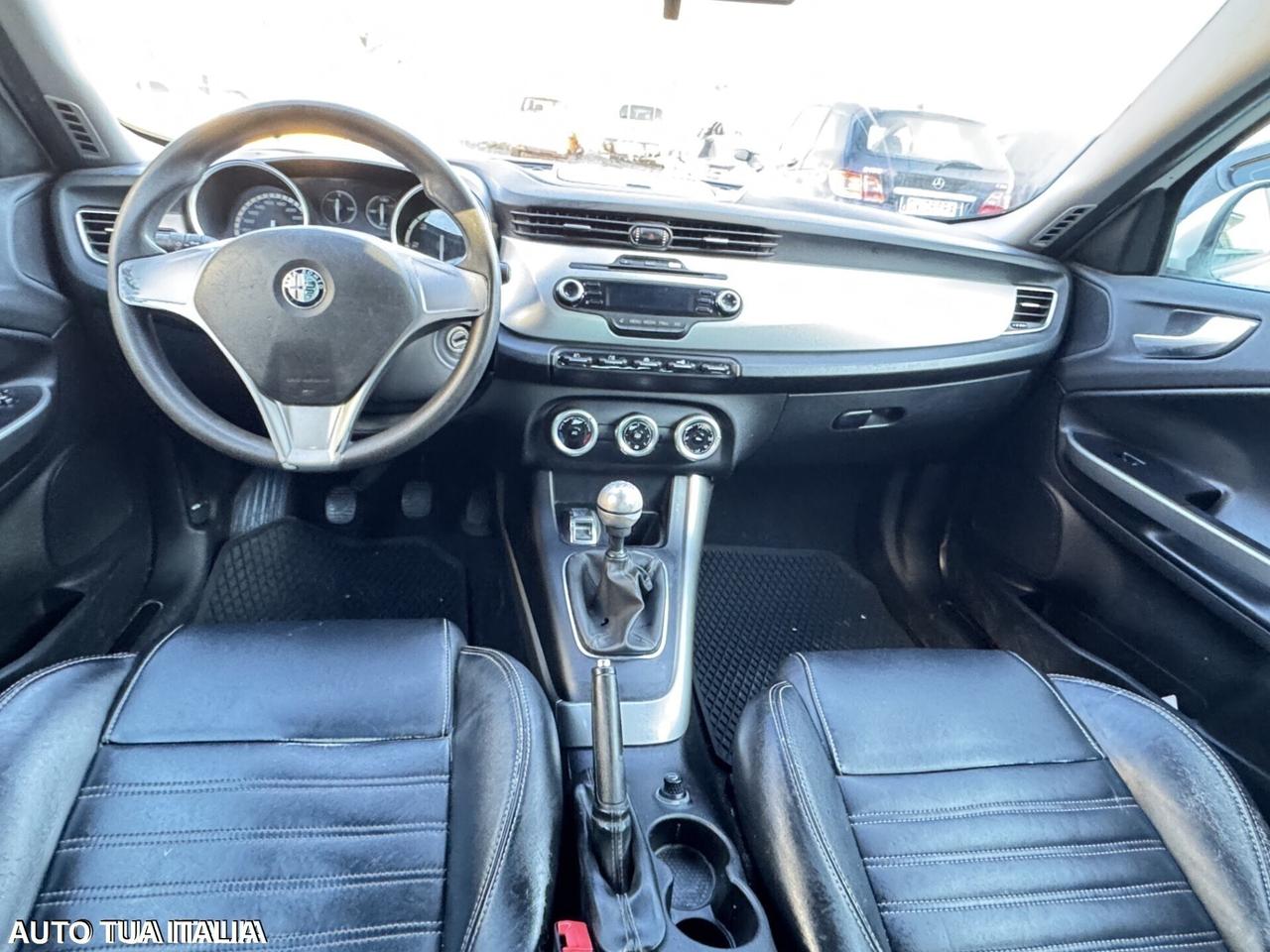 ALFA ROMEO GIULIETTA 1.6 SPORT INTERNI IN PELLE