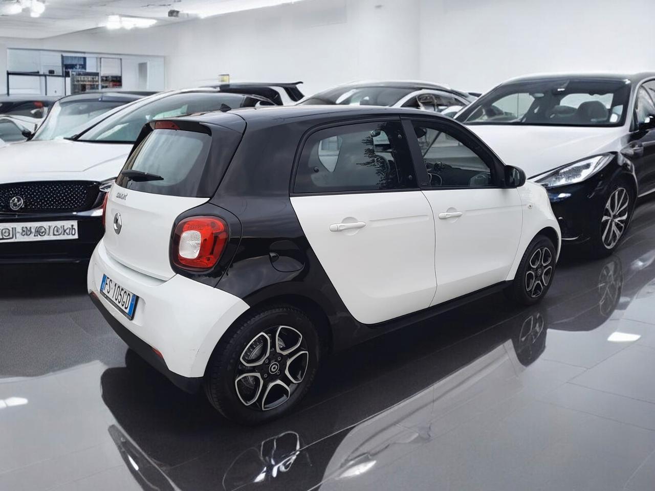 Smart ForFour Elettrica EQ Passion 29.000