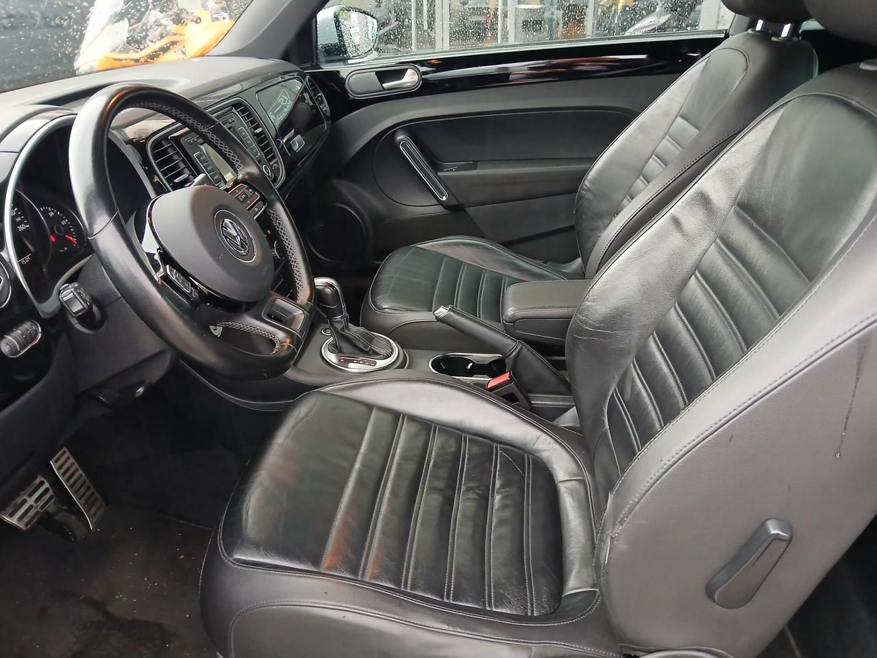Volkswagen Maggiolino 2.0 TSI DSG Sport