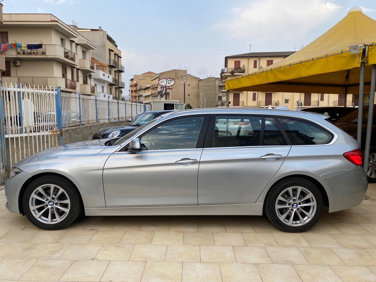Bmw 318d Touring Automatic - Luxury