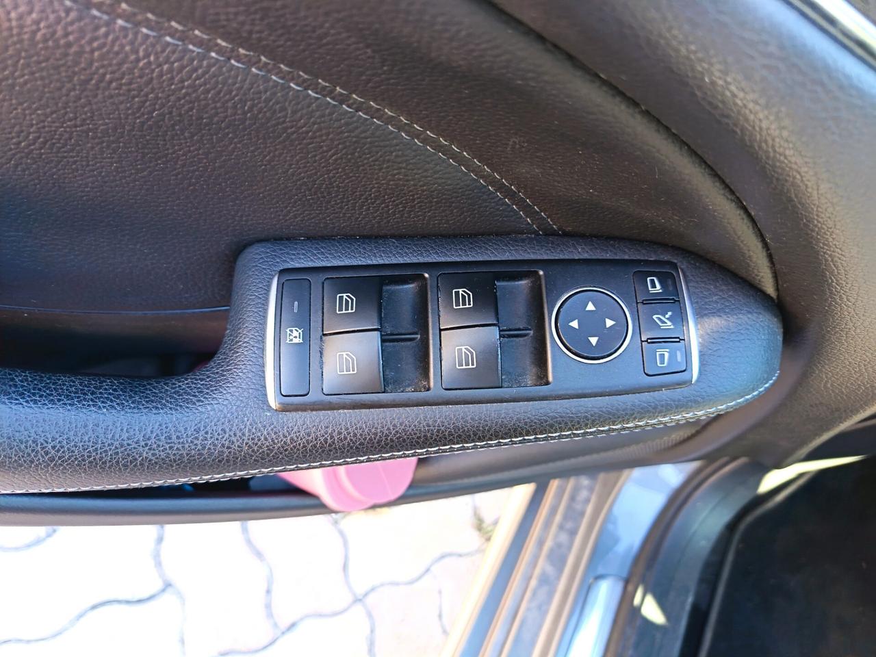 Mercedes-benz B 180 d Premium