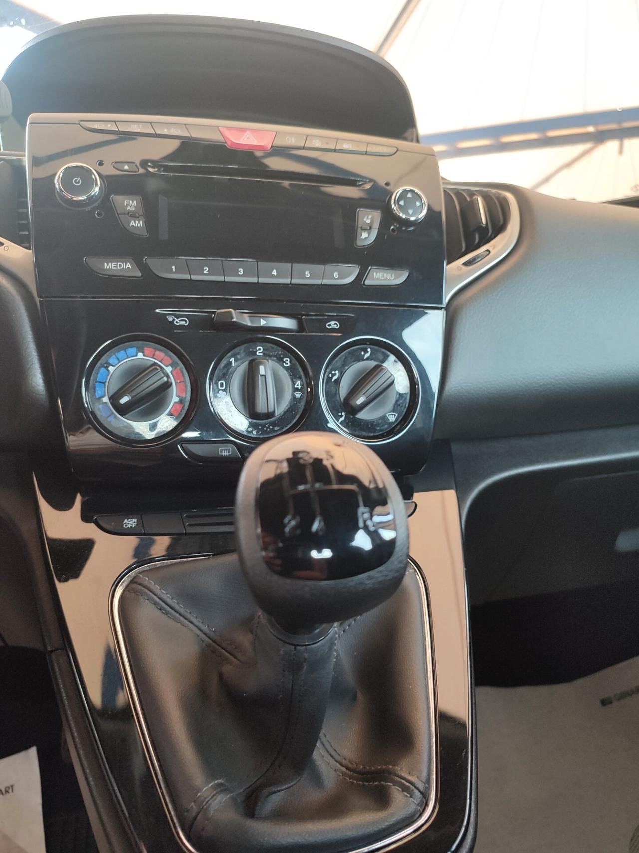 Lancia Ypsilon 1.3 M.JeT 95 CV 5 porte S&S