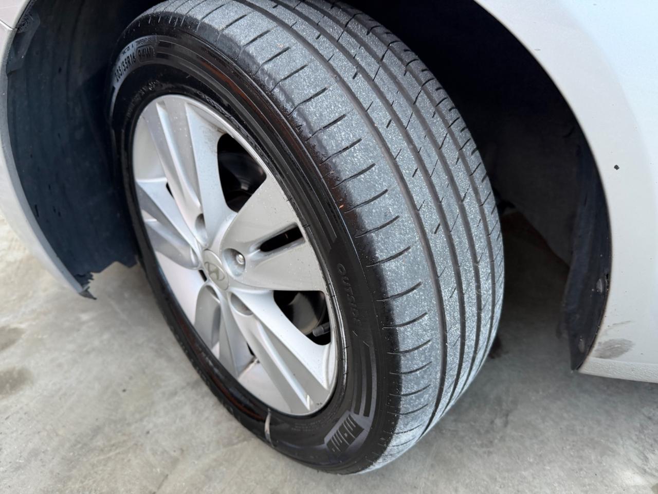 Hyundai iX20 2012 1.4 CRDI 90CV NEOPATENTATI