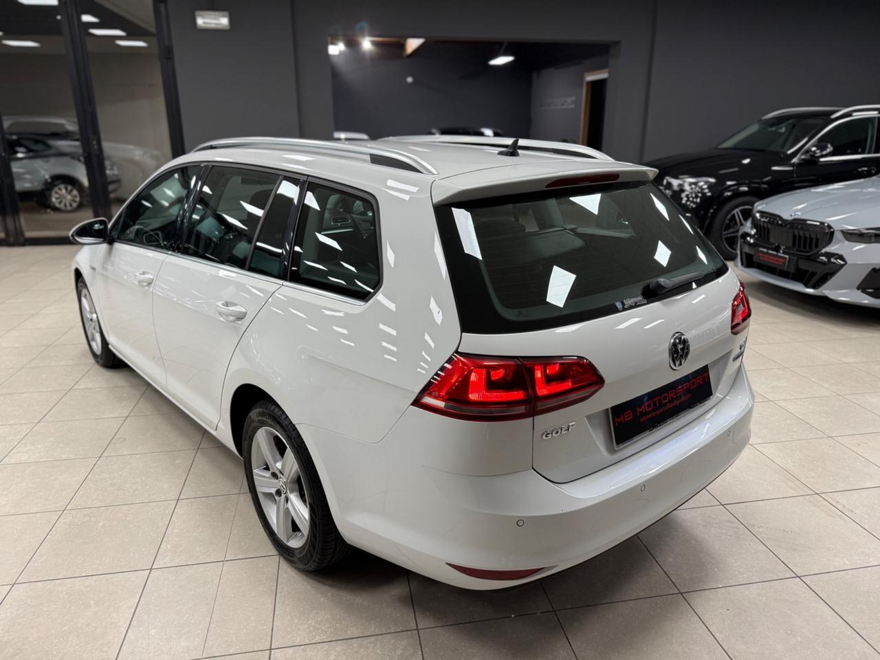 Volkswagen Golf Variant 1.4 TGI DSG Highline BlueMotion