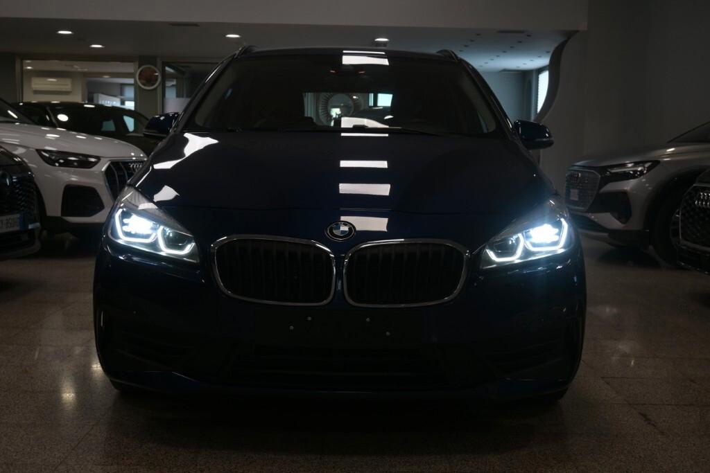 BMW 216D ACTIVE TOURER 116CV 6M. BUSINESS ADVANTAGE ( FARI LED - PELLE - CRUISE - NAVI - PARK ASSISTANT - TELECAMERA POST. )