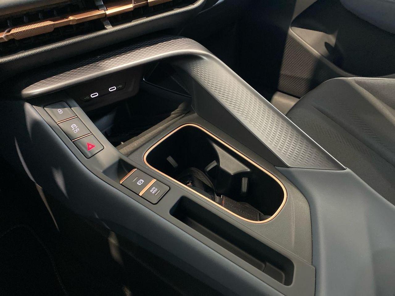 Cupra Terramar 1.5 hybrid 150cv