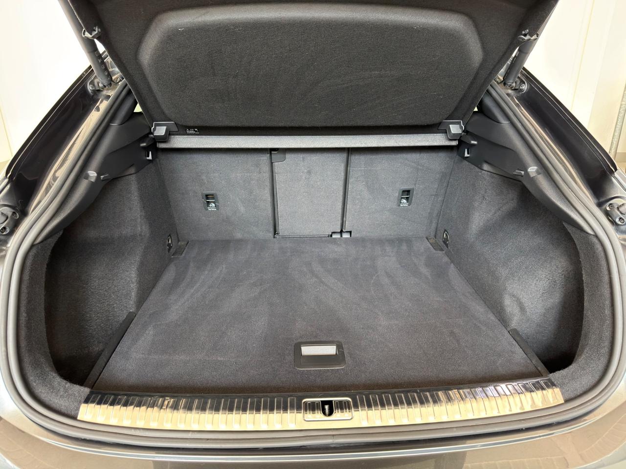 Audi Q3 35 TFSI S tronic line edition