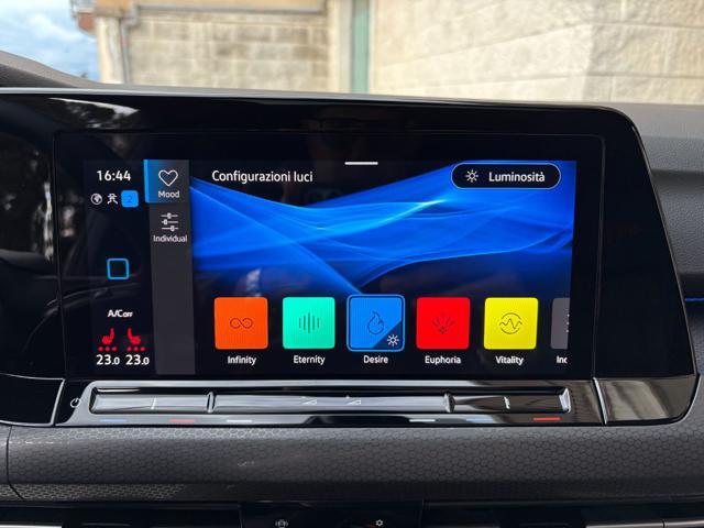VOLKSWAGEN Golf GTI 2.0 TSI DSG TETTO-LED-PELLE-CERCHI 19''.