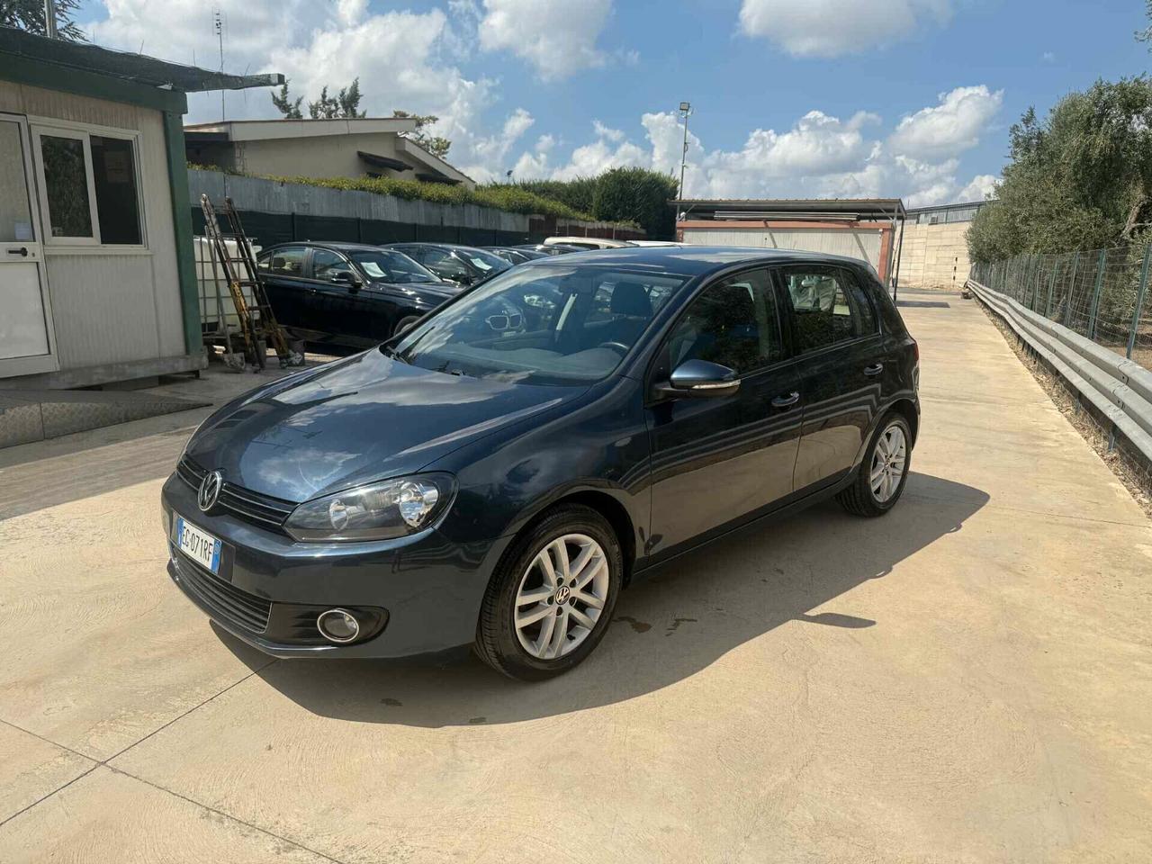 Volkswagen Golf 1.6 TDI 105 cv Highline DISTRIB OK 2011