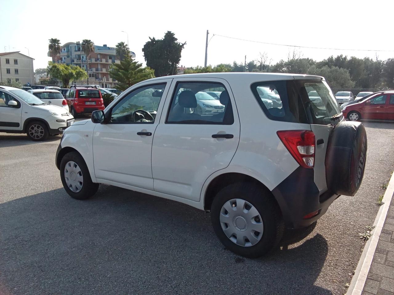 DAHIATSU TERIOS 1,3 BZ 85 4WD