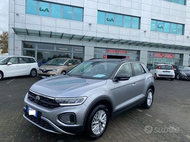 VOLKSWAGEN T-Roc 1.5 TSI ACT DSG Life