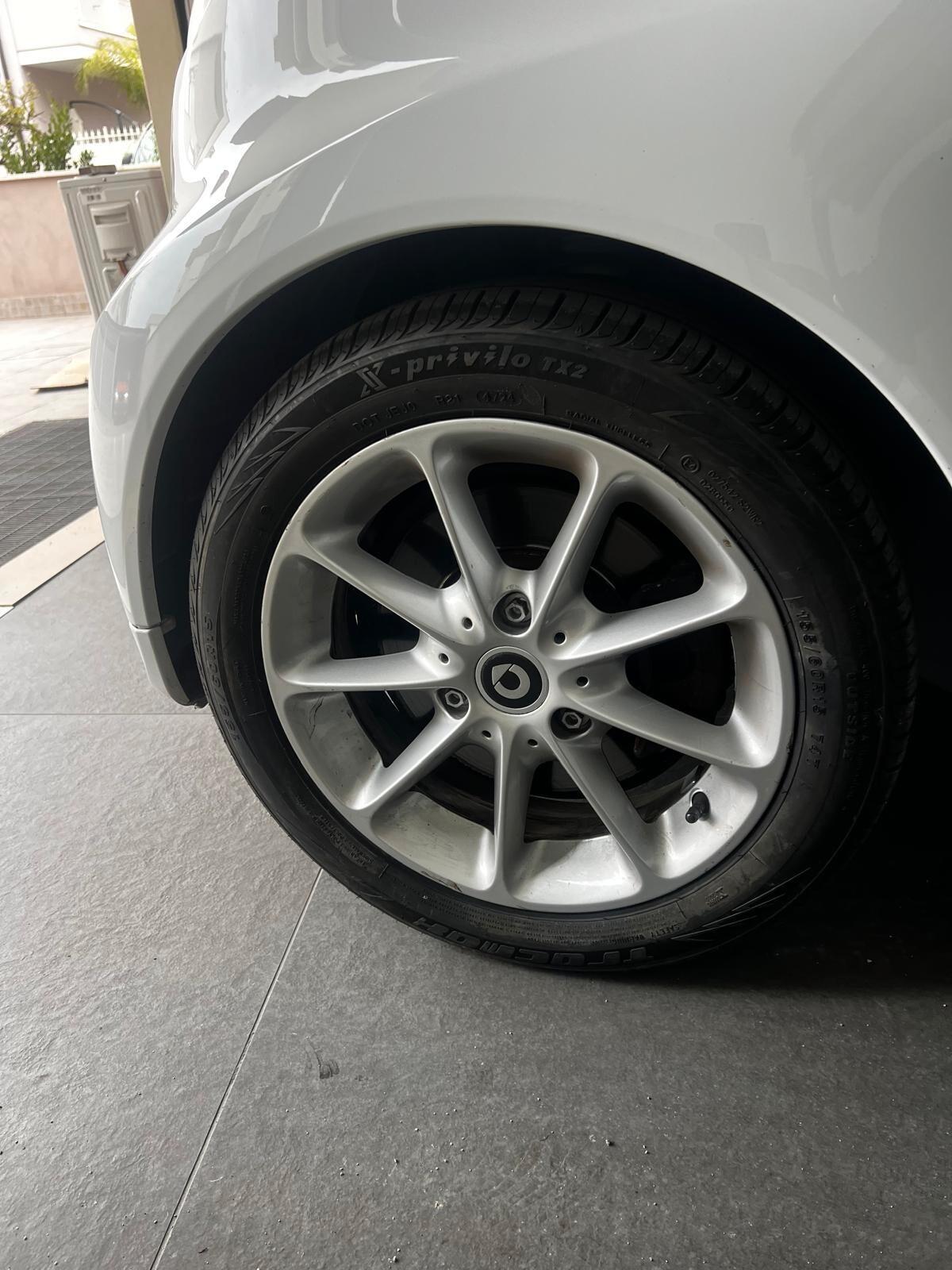 Smart ForTwo 1000 52 kW MHD coupé passion RESTAYLING