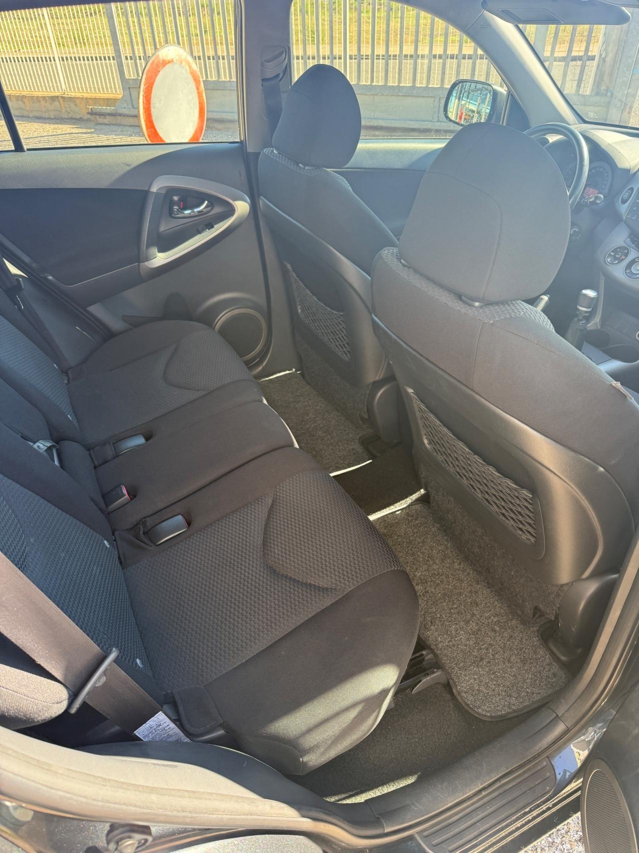 Toyota RAV 4 RAV4 2.2 D-4D 136 CV Sol my06"