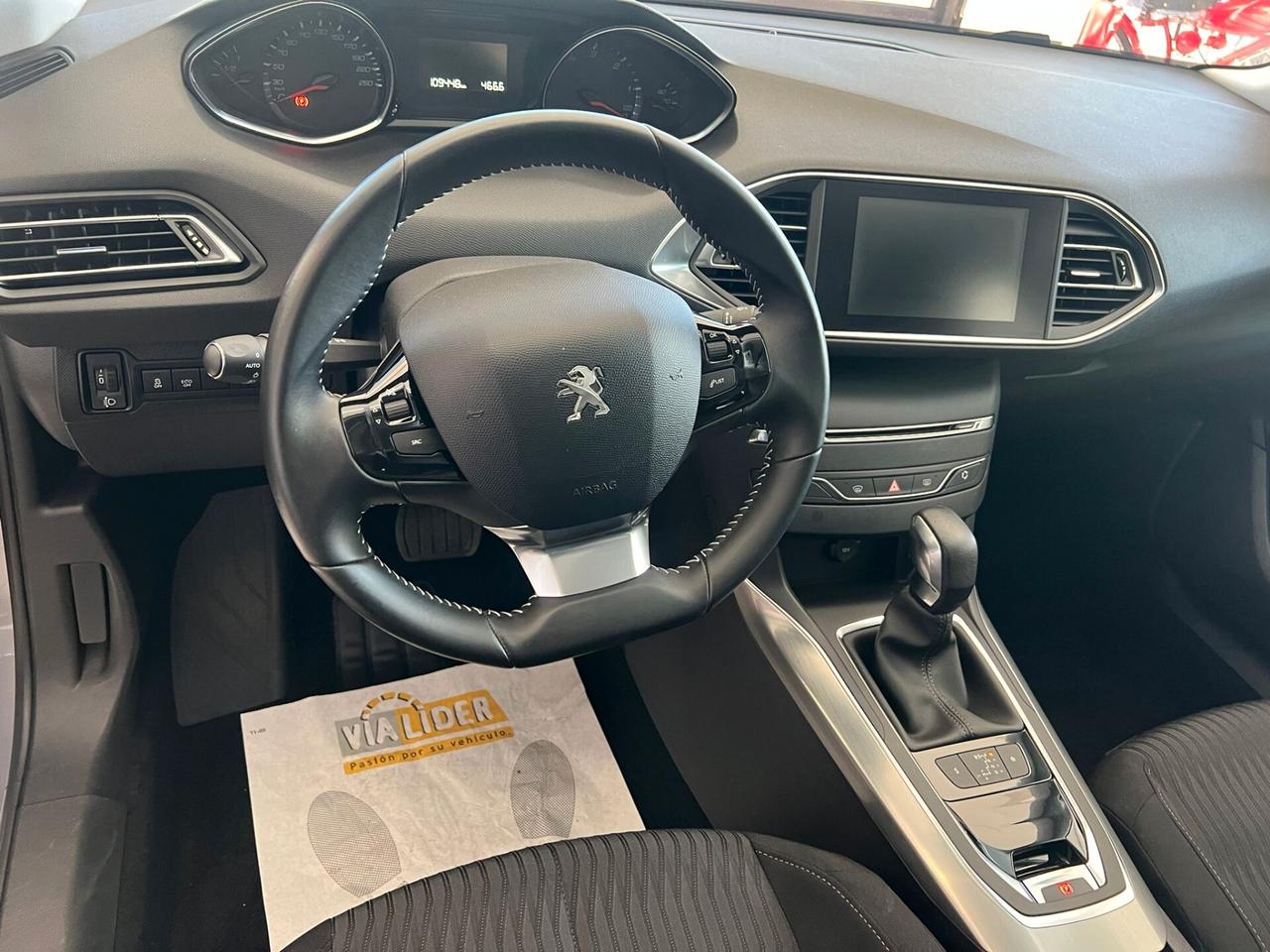 Peugeot 308 BlueHDi 150 S&S SW Allure