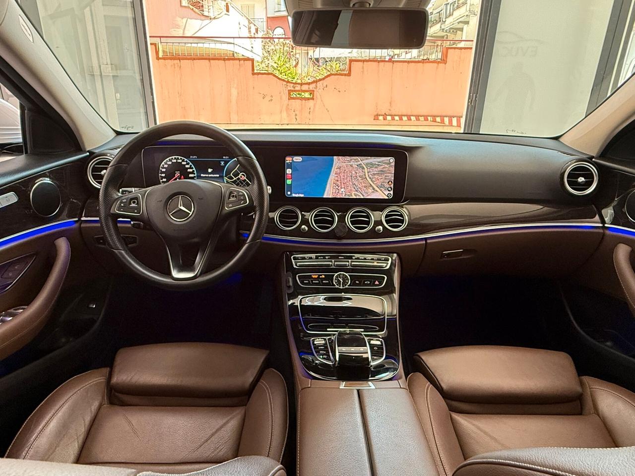 Mercedes-benz E 220 d Auto Premium Plus