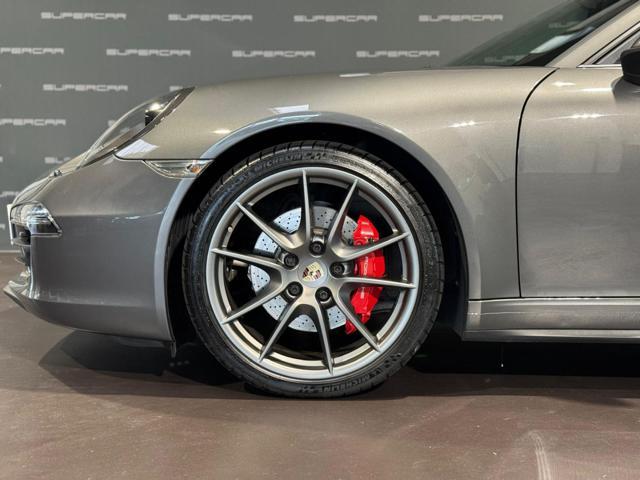 PORSCHE 911 3.8 Carrera 4S Coupé