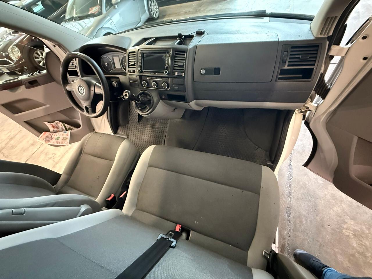 Volkswagen Transporter T5 2.0 TDI 102 CV Furgone