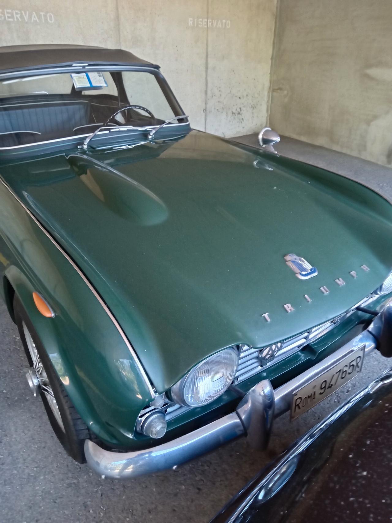 Triumph TR4 VEICOLO ISCRITTO ASI ORO