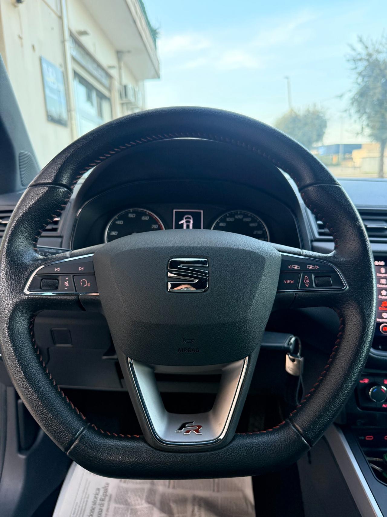 Seat Arona 1.0 tgi FR BENZ/METAN con TELECAMERA,APPLE CARPLAY,NAVI,ANDROID AUTO,KM CERTIFICATI