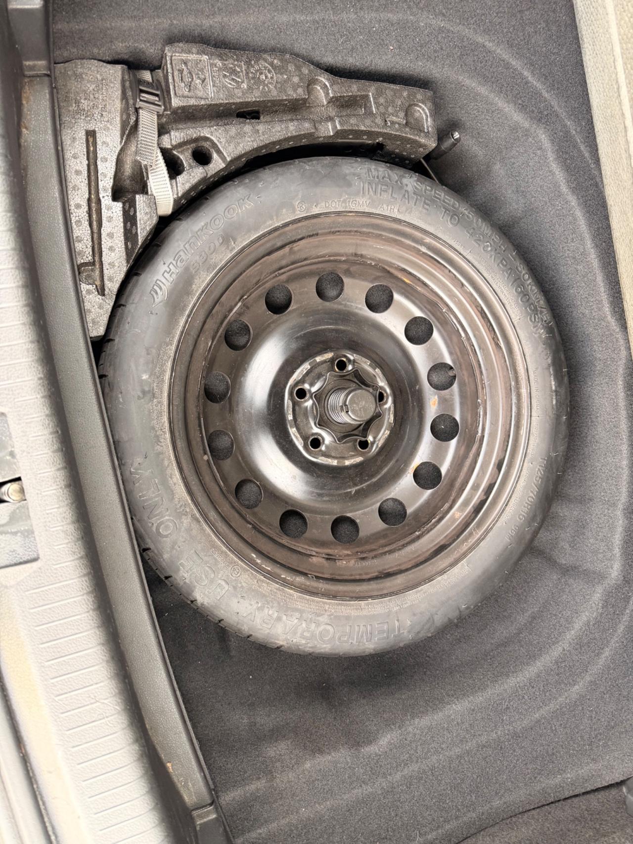 Volkswagen Golf 1.2 TSI 85 CV 5p.