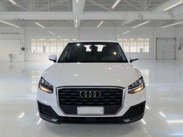 AUDI Q2 30 TFSI Business IVA ESPOSTA IDONEA NEOPATENTATI