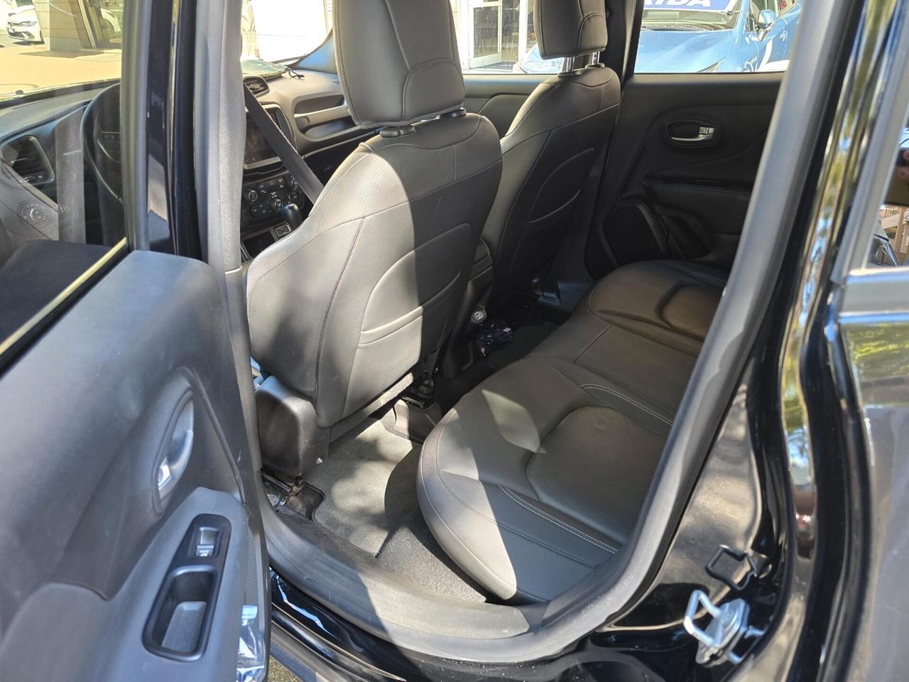 Jeep Renegade 1.3 T4 DDCT S