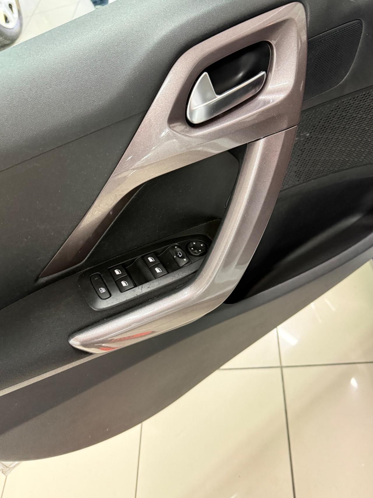 Peugeot 2008 1.4 HDi 68CV Active