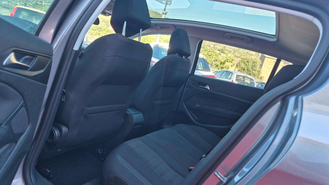 Peugeot 308 BlueHDi 120 S&S EAT6 GT Line