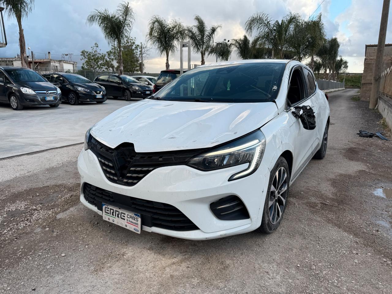RENAULT CLIO 2023 1.0 BENZINA/GPL 101 CV *SINISTRATA