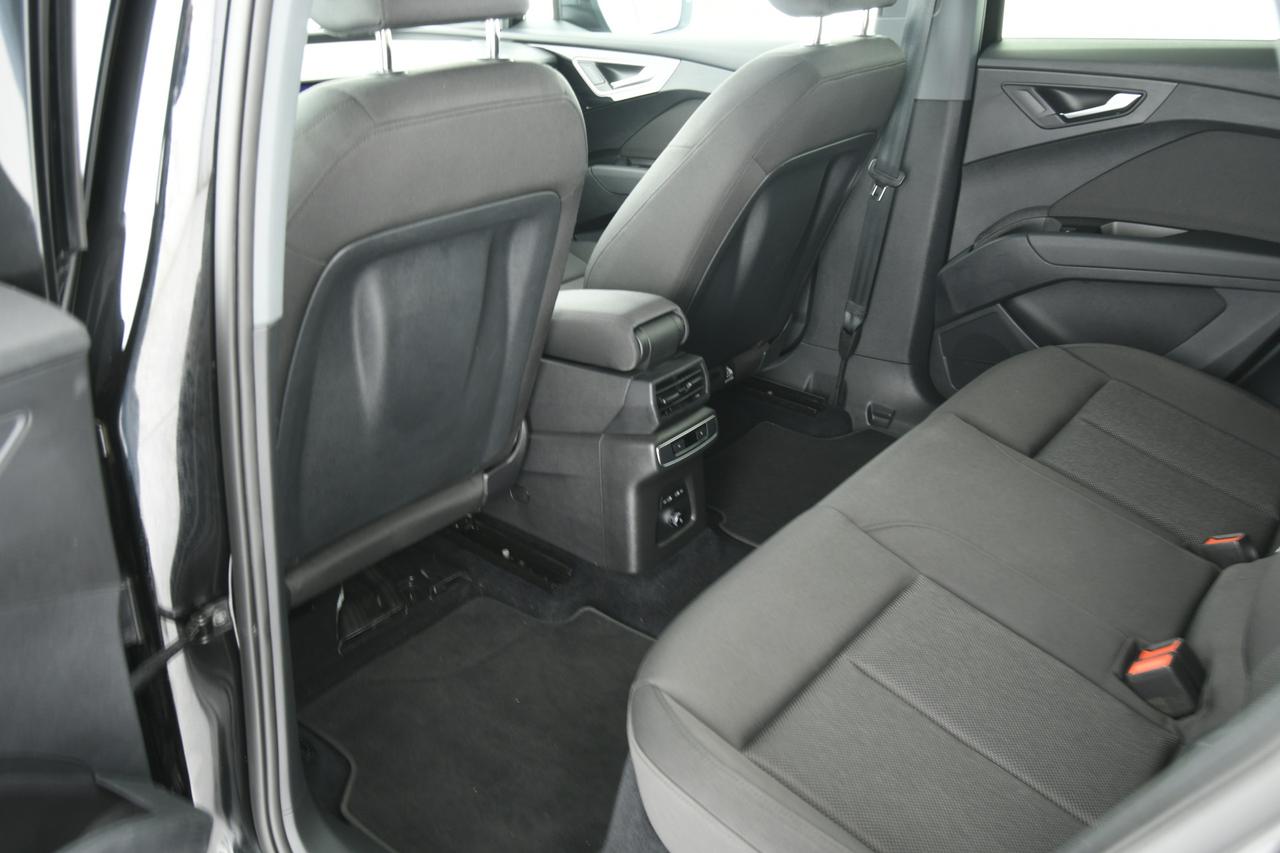 AUDI Q4 Sportback e-tron 40 CAMERA+ACC+APP CONNECT