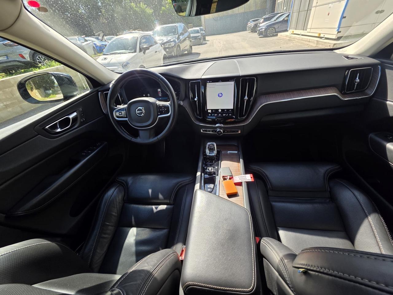 Volvo XC 60 XC60 B4 automatico Plus Dark