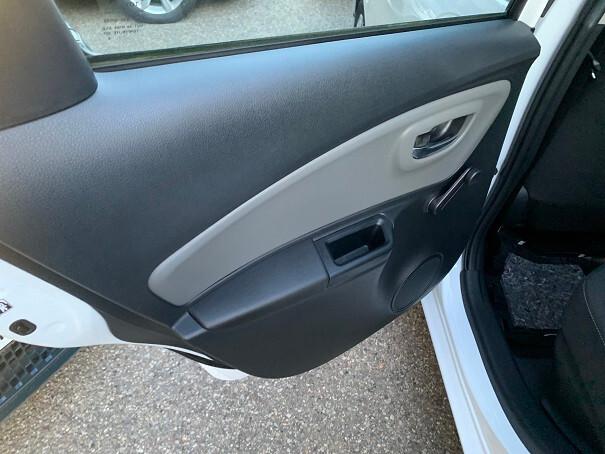 Toyota Yaris 1.5 Hybrid 5 porte Business