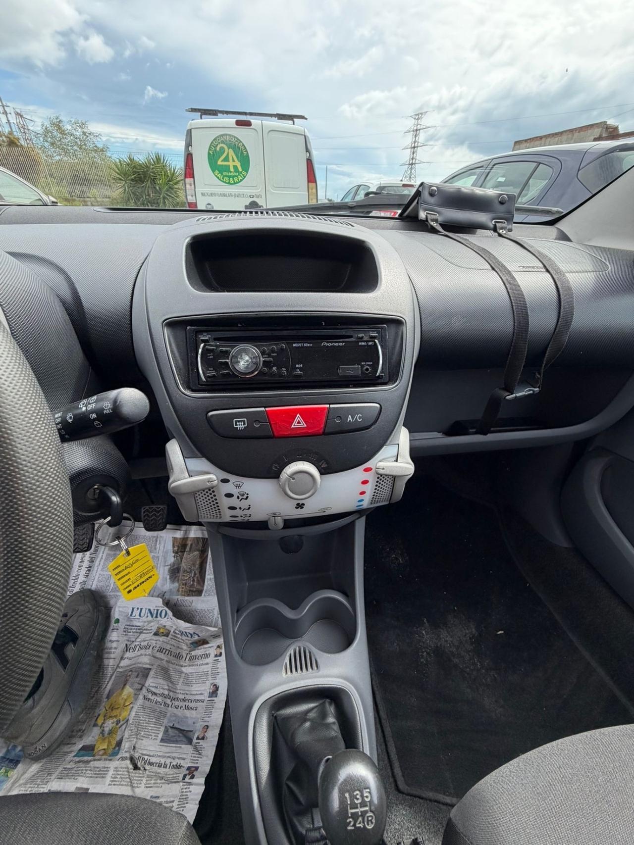 Toyota Aygo 1.0 Benzina - Neopatentati- Clima