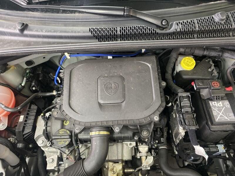 Lancia Ypsilon III 2015 1.0 firefly hybrid Gold s&s 70cv