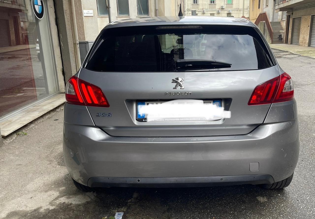 Peugeot 308 1.6 e-HDi 115 CV Allure