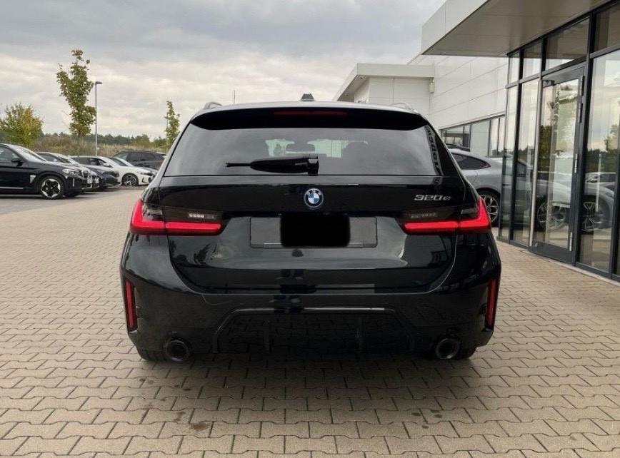 BMW 320 e Touring M-Sport