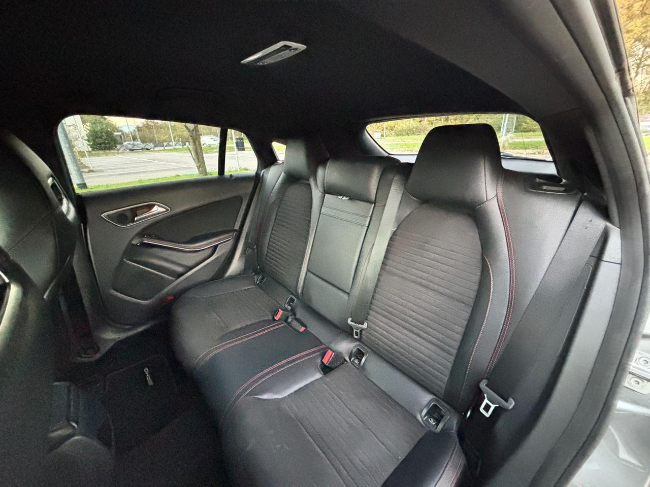 Mercedes-benz CLA 180D AMG Shooting Brake Premium