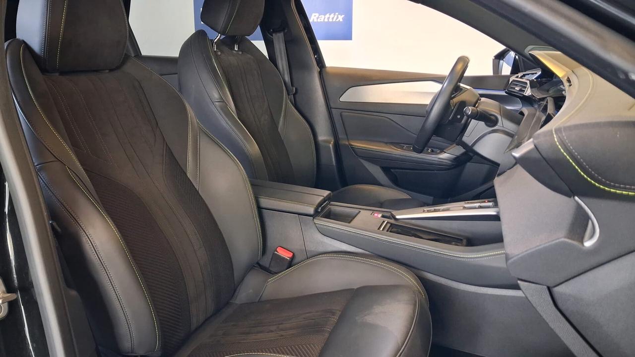 Peugeot 308 Plug-in Hybrid 225 e-EAT8 SW GT