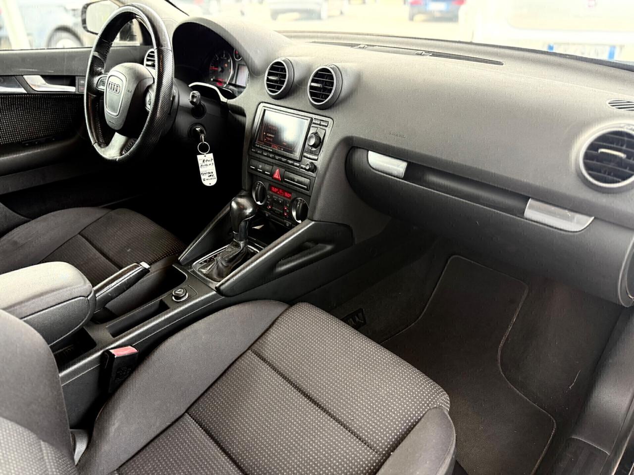 Audi A3 2.0 TDI (170cv) *AUTOMAT*NAVI