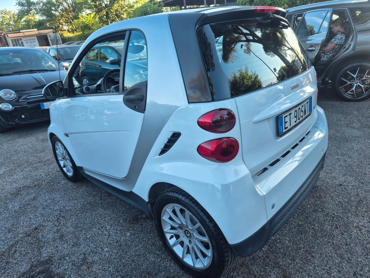Smart ForTwo 1000 45 kW MHD coupé pure