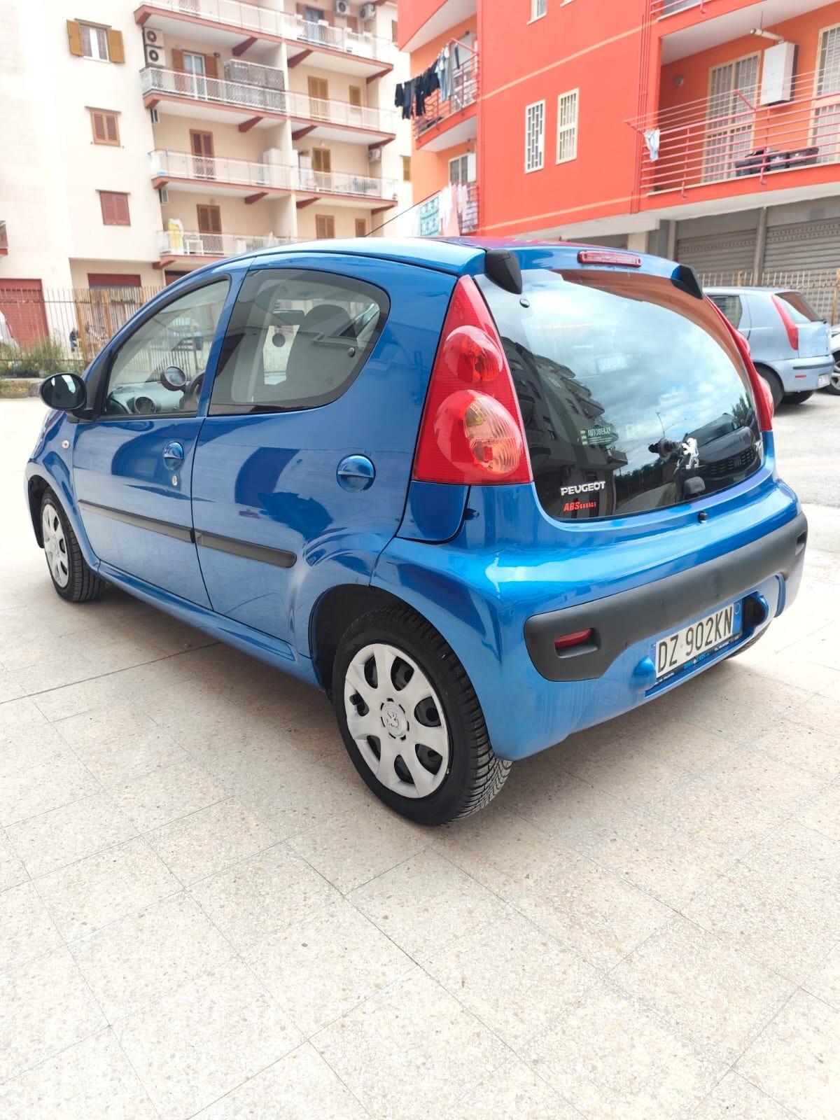Peugeot 107 1.0 Benzina 68CV 5p. Sweet Years
