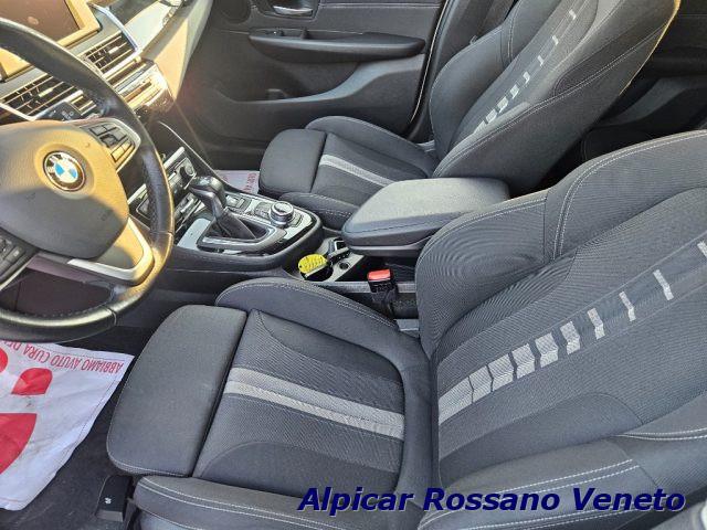 BMW 220 i Active Tourer Luxury autom.