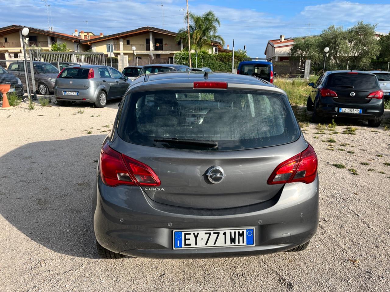 Opel Corsa 1.2 5 porte n-Joy