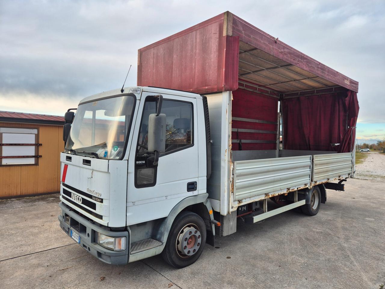 Iveco eurocargo 80E18