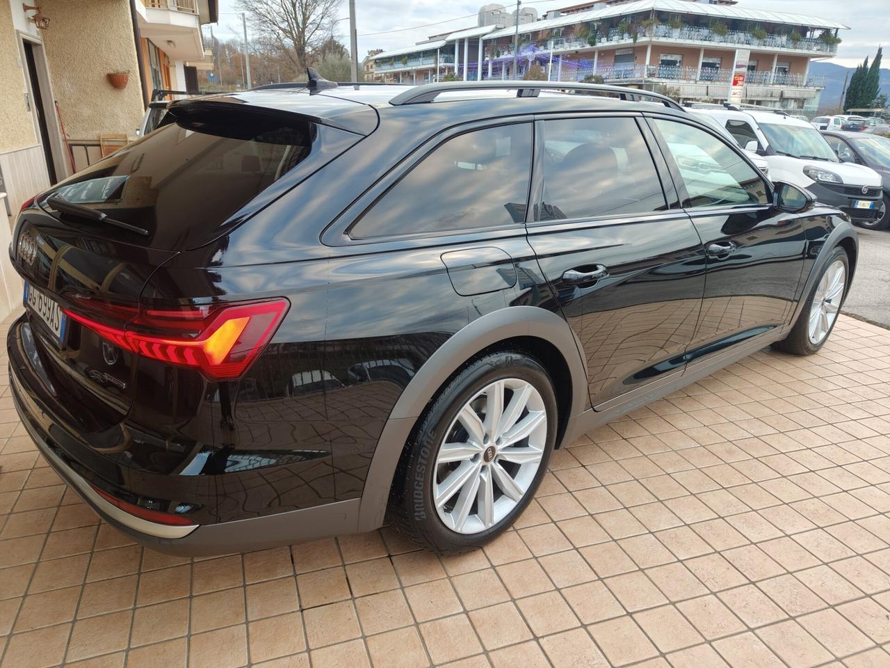 Audi A6 allroad 45 TDI 3.0 quattro S tronic Evolution